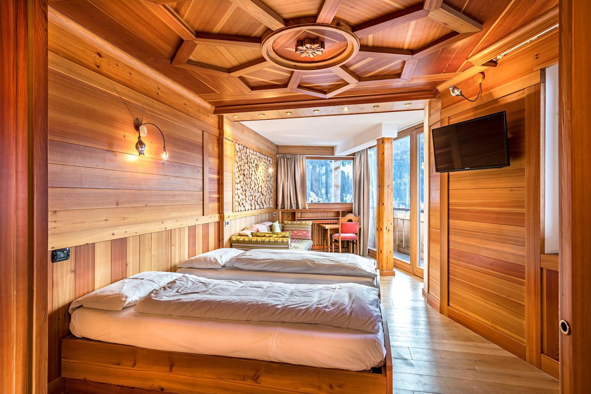 Hotel Dahu Madonna di Campiglio Exterior photo