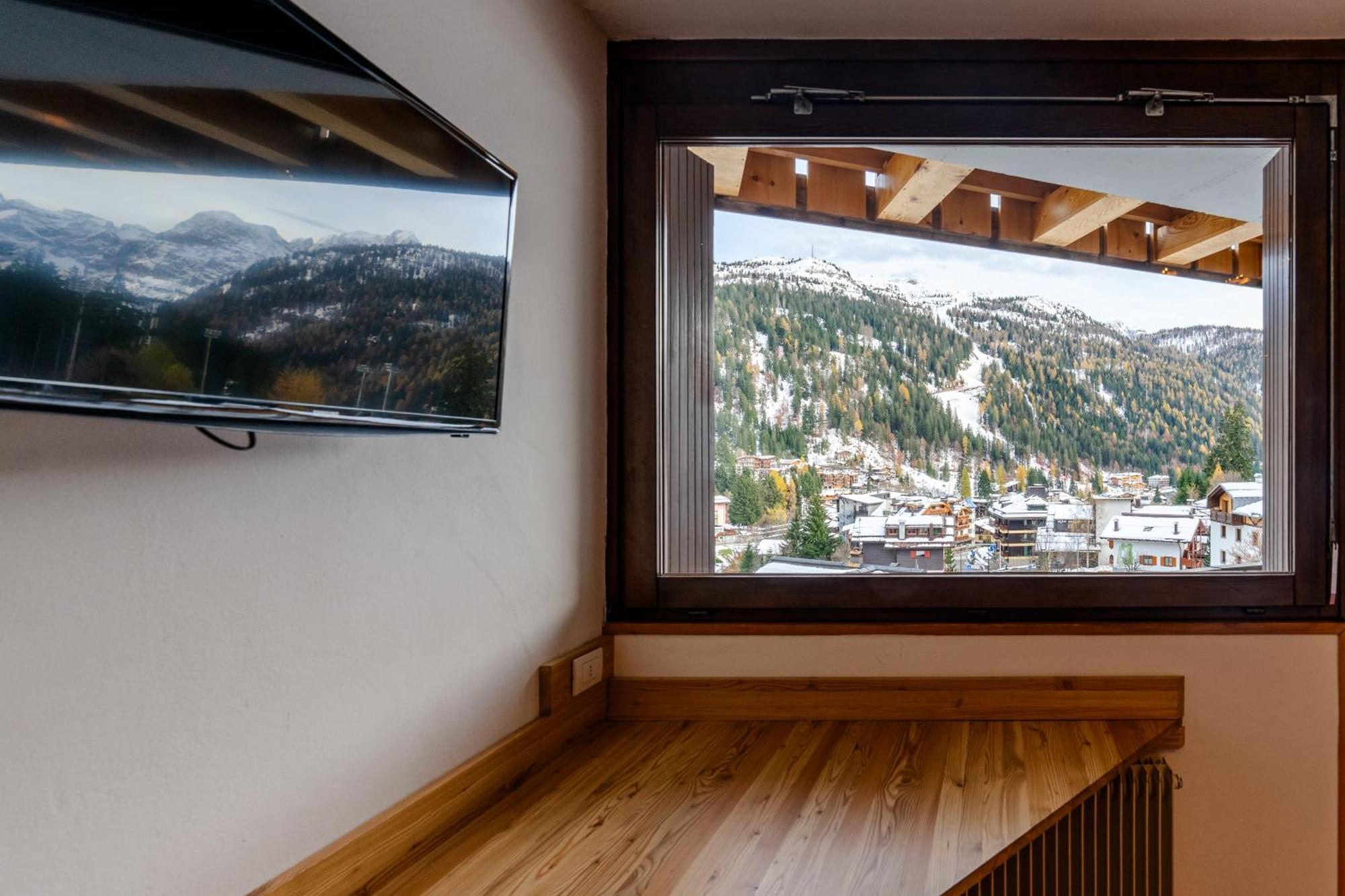 Hotel Dahu Madonna di Campiglio Exterior photo